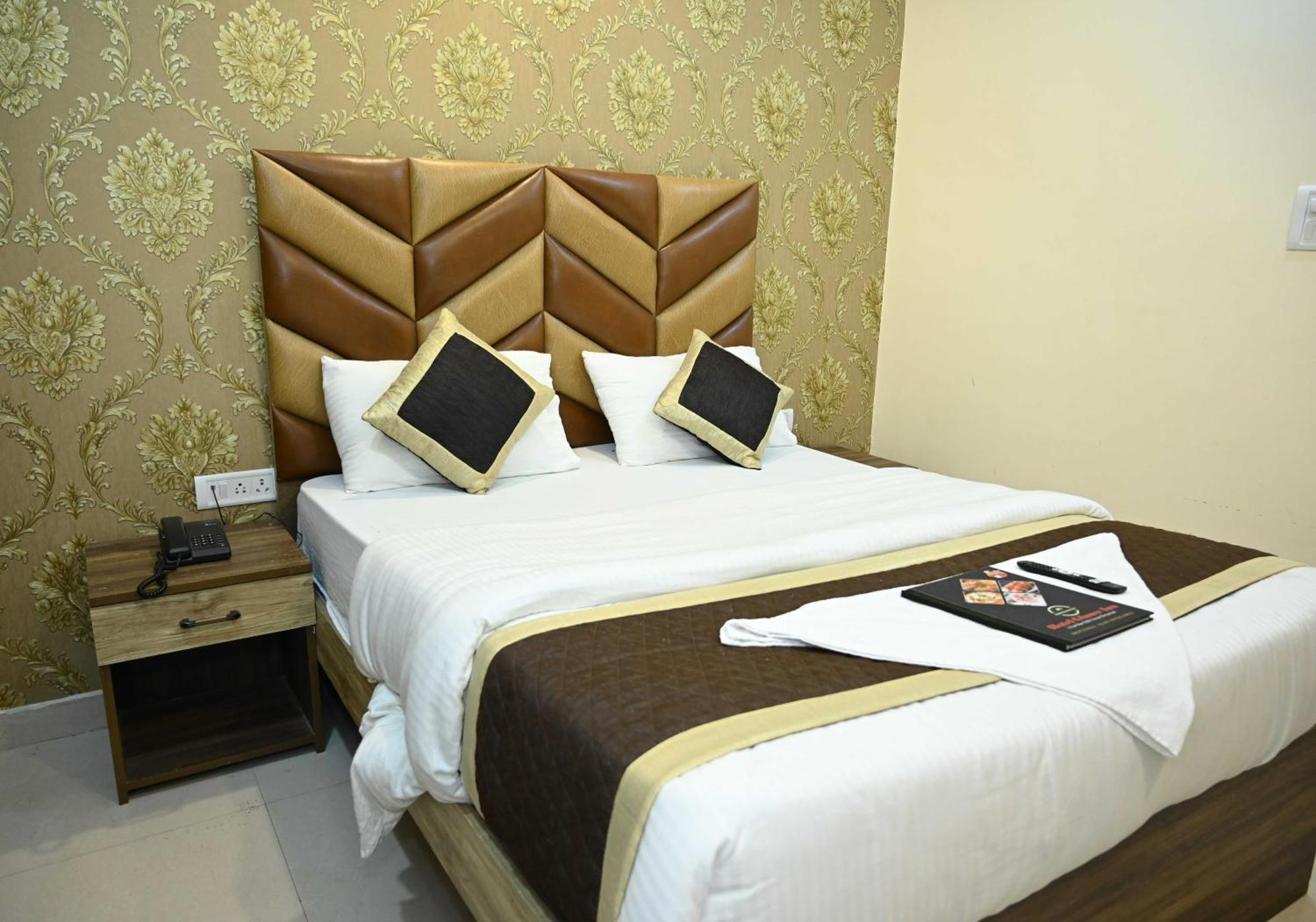 Super Hotel O Glance Inn باتنا المظهر الخارجي الصورة